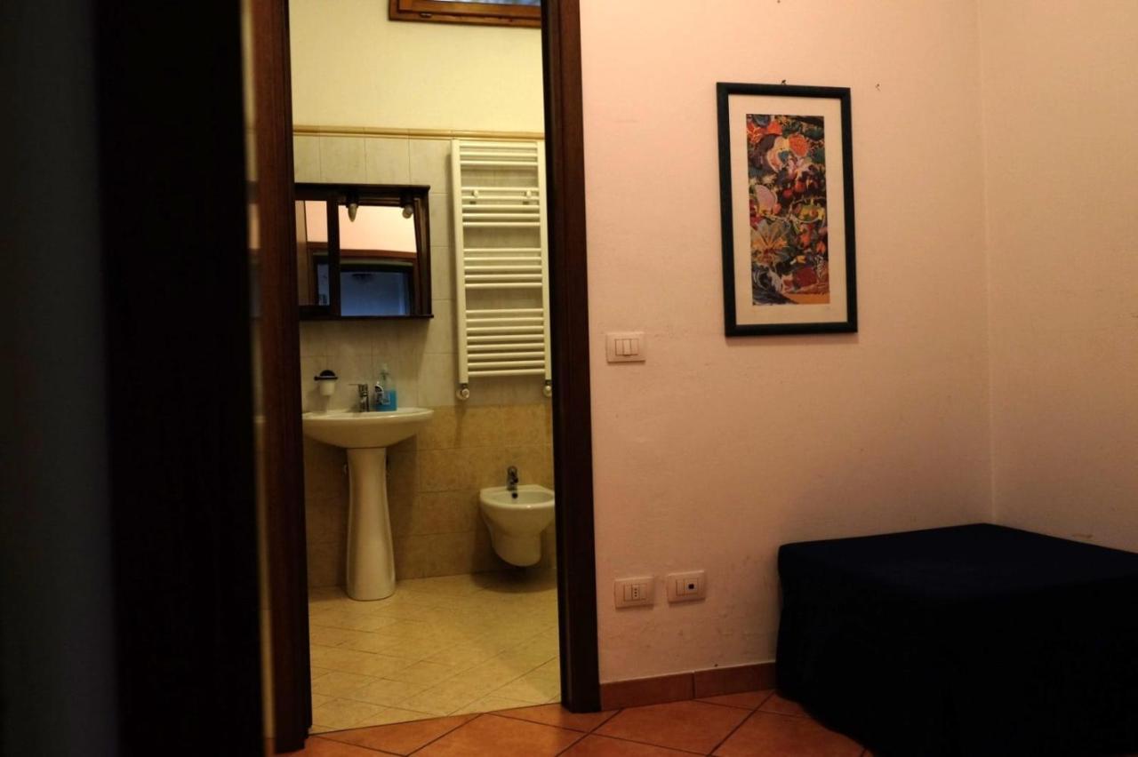 Iris Casa Vacanza Apartamento *